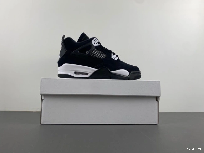 Chep Onekick Jordan Air 4 Retro Thunder FQ8213-001 White 0817